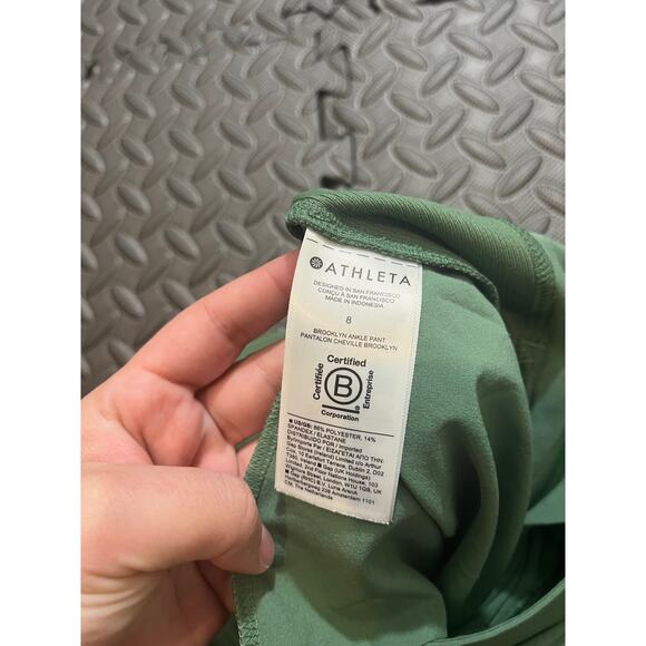 Athleta Brooklyn Mid Rise Ankle Pants Women's 8 Green Activewear Casual - Picture 4 of 8
